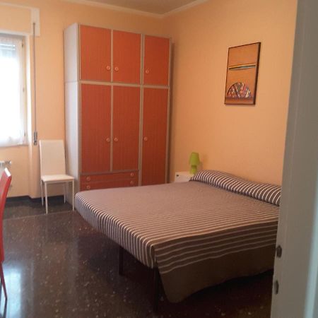 ジェノヴァ Dolce Notte, Near San Martino Hospital Bed & Breakfast エクステリア 写真