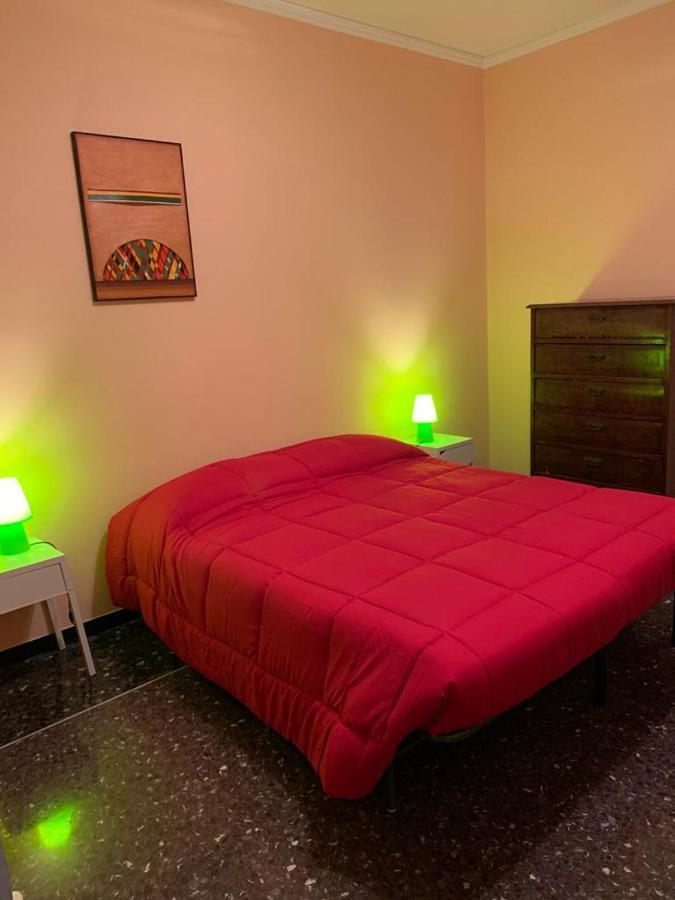 ジェノヴァ Dolce Notte, Near San Martino Hospital Bed & Breakfast エクステリア 写真